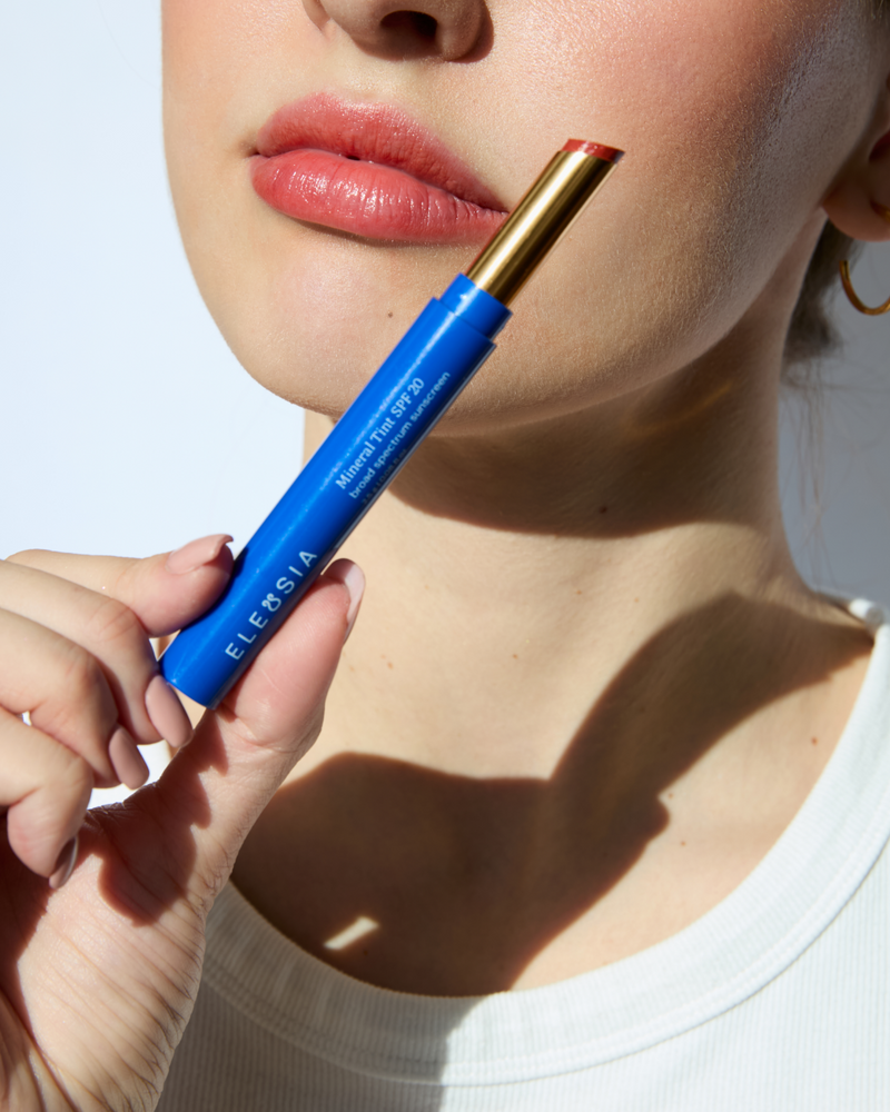 Mineral Lip Tint SPF 20 in Sunny Lotus