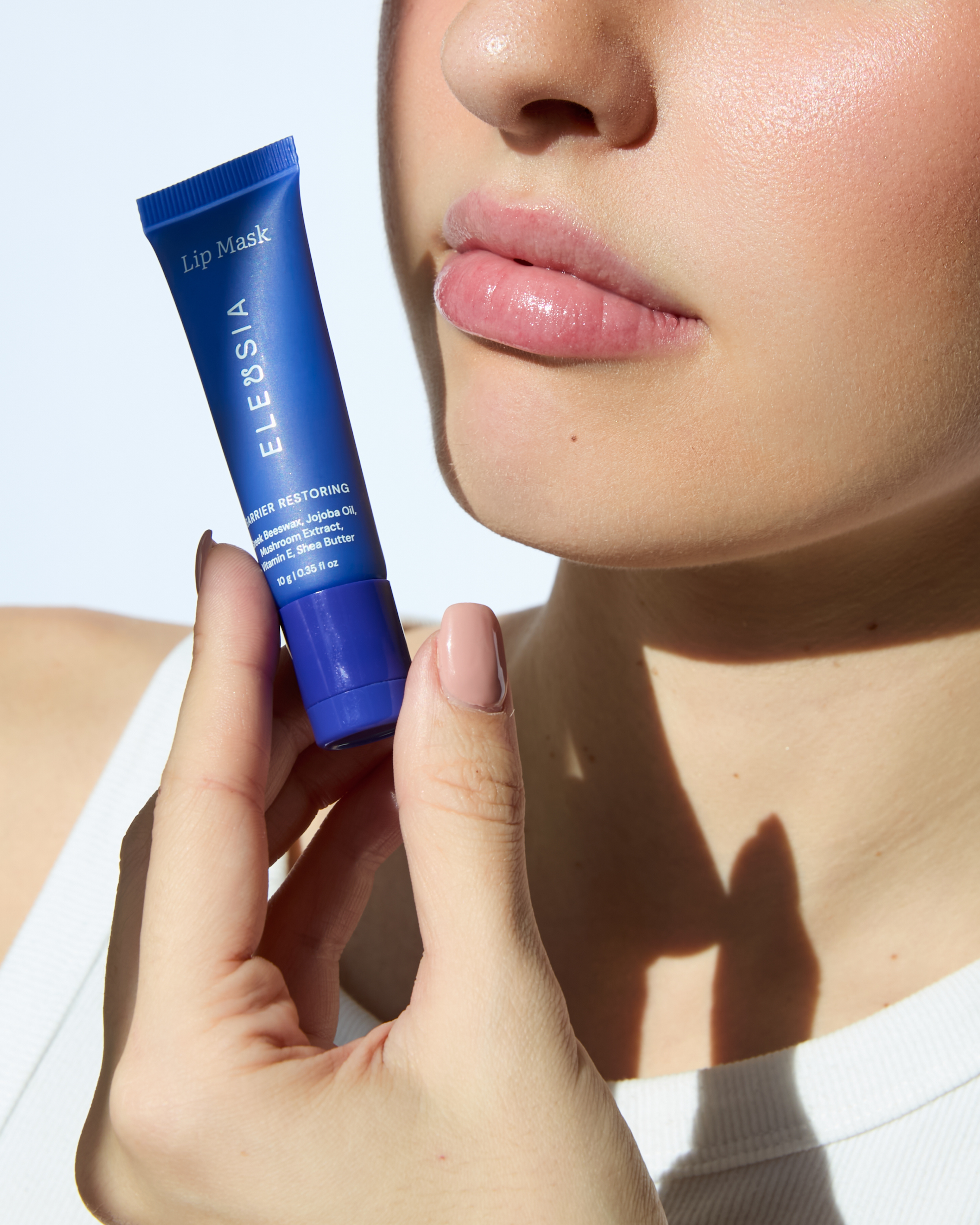 Barrier Restoring Lip Mask in Cucumber